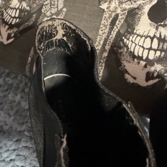 Shimmering Gold Heeled Boots - Picture 7 of 12